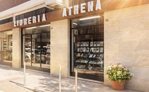 Bari, la storica libreria Athena non chiude: rilevata dal gruppo Hope