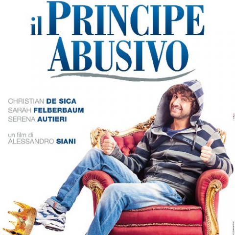 Il principe abusivo, leggerezza e tante risate: non delude la prima regia di Siani