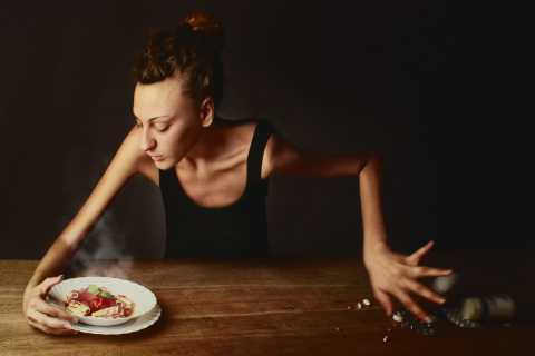 Anoressia e bulimia, ''malattie dell'amore'': come aiutare le vittime?
