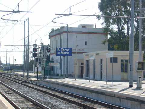 ''Tour della conoscenza'': in treno alla scoperta degli scempi ambientali