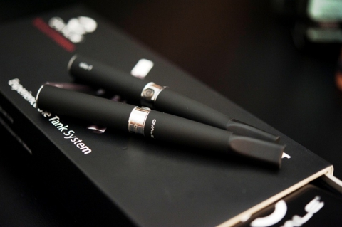 Sigaretta elettronica, � scontro tra tabaccai e libero mercato