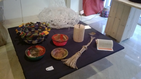 Il laboratorio Arte per Arte: «Il riciclo è una conservazione della memoria»