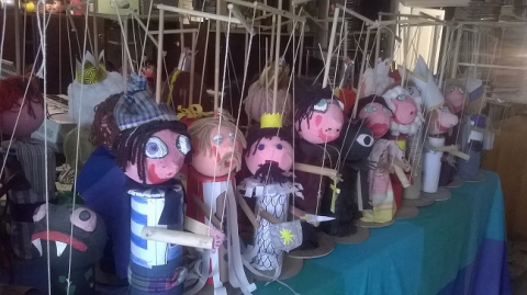 Le marionette, la storia della ''barese'' Ivana e del suo teatro mobile