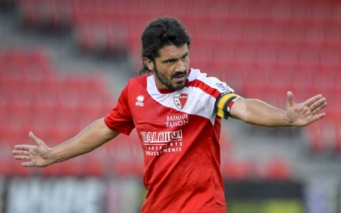 Bari - Sion, cancellato l'articolo contestato del giornale svizzero 