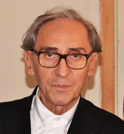 Battiato a Bari: �Mi sono reincarnato e ricordo le mie vite precedenti�