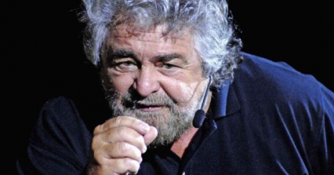 Grillo a Molfetta: �Si vota a febbraio perch� facciamo paura�