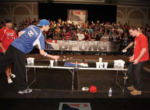Beer pong, ecco il ''tennis tavolo'' che si gioca con la birra