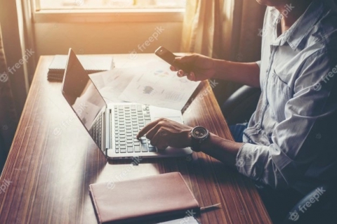 Smart-working per incentivare giovani talenti, e professionisti a vivere a Bari