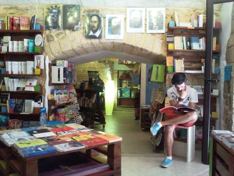 Solo 3 librerie nell'hinterland di Bari: «Ma qui invece c'è bisogno di noi»