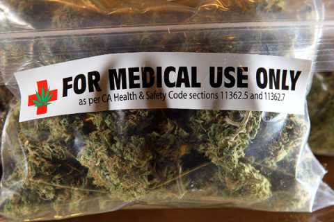 Cannabis per curare la sclerosi multipla: E' illegale, ma si pu fare