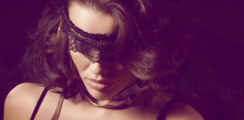 La barese Melanie, escort a 19 anni: �Con il sesso incontro me stessa�