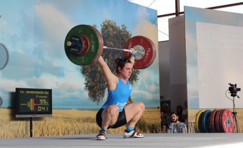 Sollevamento pesi, a Valenzano si allenano le ragazze della Nazionale