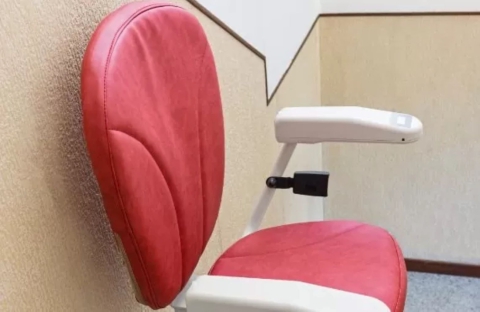 Montascale per anziani: 5 errori da evitare prima dell'acquisto 