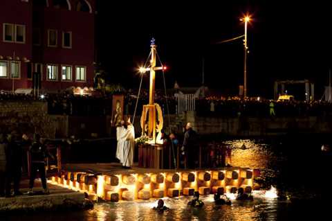 Monopoli, La notte dell'approdo: tre giorni di festa per celebrare la Madonna della Madia