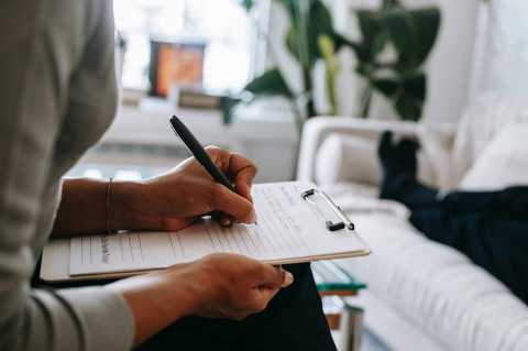 Bonus psicologo: quali sono i professionisti a cui ci si pu rivolgere se si ha diritto a usufruirne