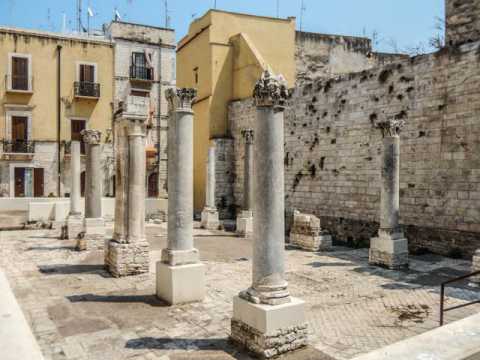Bari Vecchia, un fine anno di visite guidate gratuite con PugliArte: ecco il calendario 