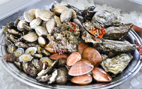 ''Crudo'', verdura, pochi dolci: storia e fondamenti della cucina barese