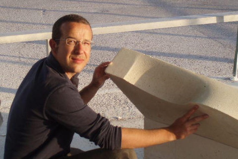 L'antico mestiere dello ''scalpellino'': in Puglia c'� solo il francese Luc