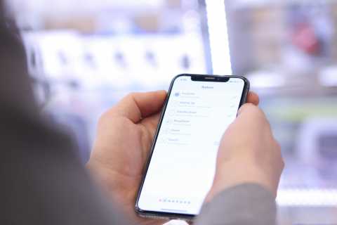 Sicurezza digitale, NSA: Spegnete lo smartphone almeno una volta a settimana 
