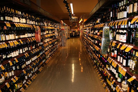 Comprare il vino nei supermercati? �Solo se non supera l'anno d'et�