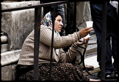 Nomadi in citt�: lo strano caso dei rom del Della Vittoria