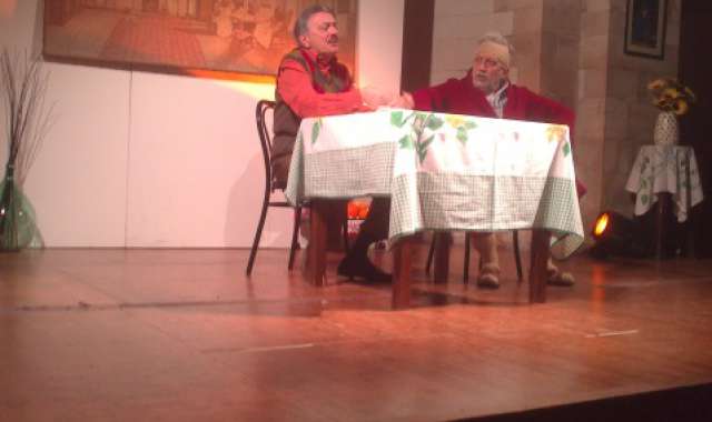 ''Non c'� pi� religione!'': la commedia di Minervini unisce baresit� e multiculturalismo