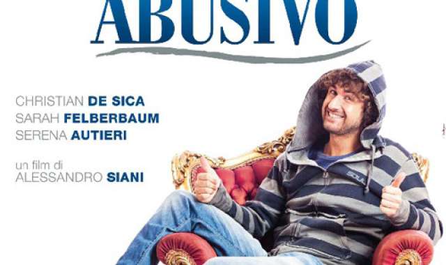 Il principe abusivo, leggerezza e tante risate: non delude la prima regia di Siani