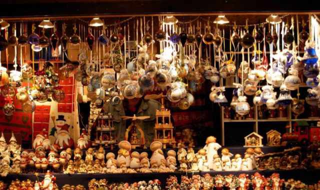 Locorotondo, Natale alle porte: nel centro storico mercatini, concerti e spettacoli 