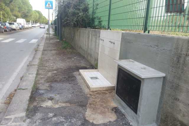 Bari, in via Mitolo sorge una fontana dal nulla: �E' stata fatta per i rom�