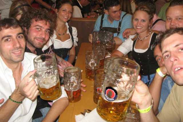 ''Zirizz�'': l'app barese che permette di bere birra gratis 