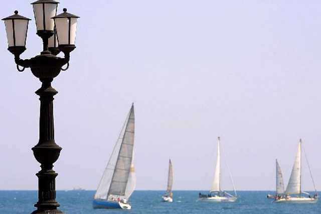 �Si issano le vele�: domenica al via la XIV regata cittadina