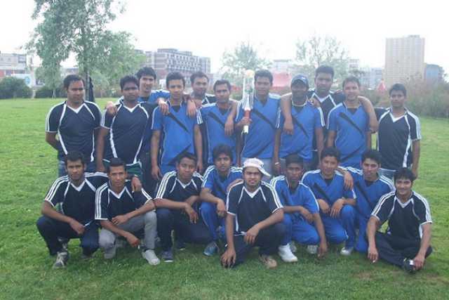 Il Bangladesh sfida l'India: a Bari va in scena il cricket ''multietnico''