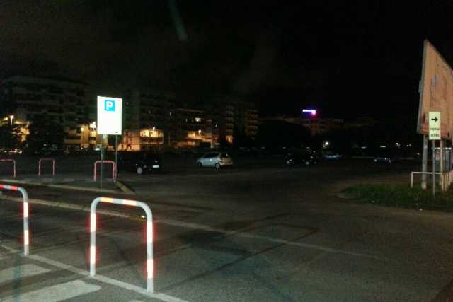 Park&ride, nuovi posti per coppiette: �Sicuri e fa nulla se c'� chi guarda�
