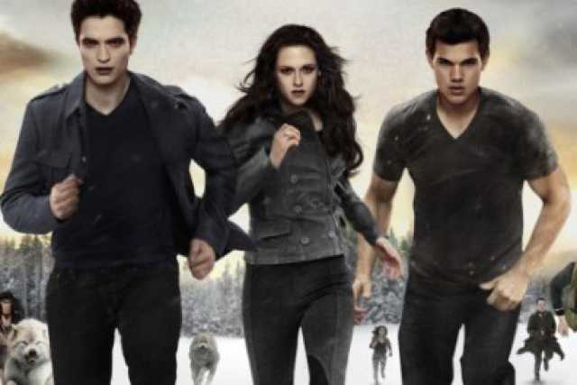 Film. Twilight, l'ultimo capitolo meno sdolcinato dei precedenti 