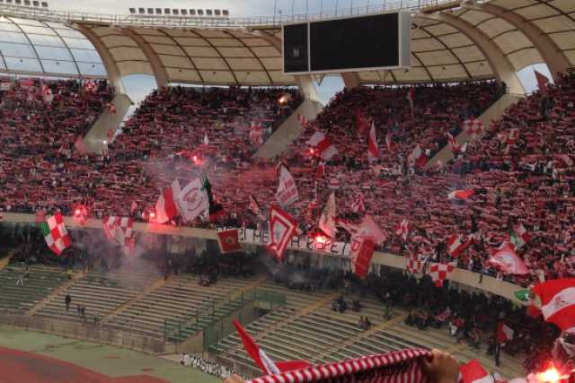 Bari, gli Ultras stanno tornando: �Riuniti e sempre contro la violenza�