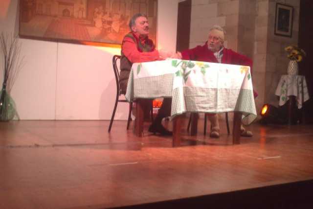 ''Non c'� pi� religione!'': la commedia di Minervini unisce baresit� e multiculturalismo