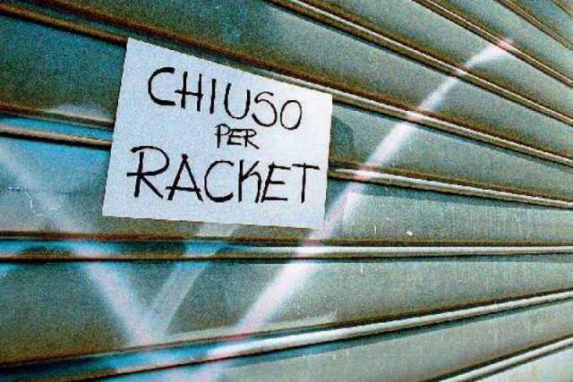 San Girolamo, tornano le estorsioni: �Paghiamo 300 euro al giorno�
