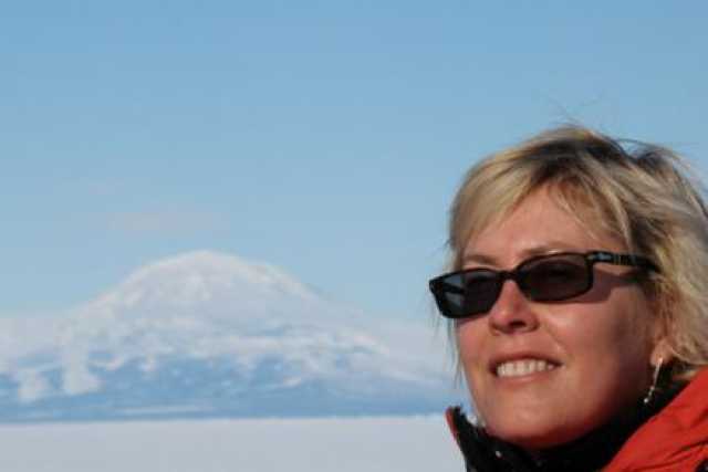 Teresa Montaruli, da Bari al Polo Sud alla ricerca dei neutrini