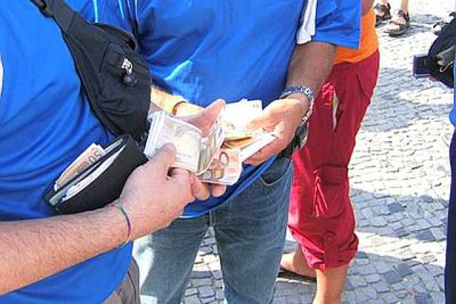 Bari-Latina, allarme bagarini: �Allo stadio nessun controllo all'ingresso�