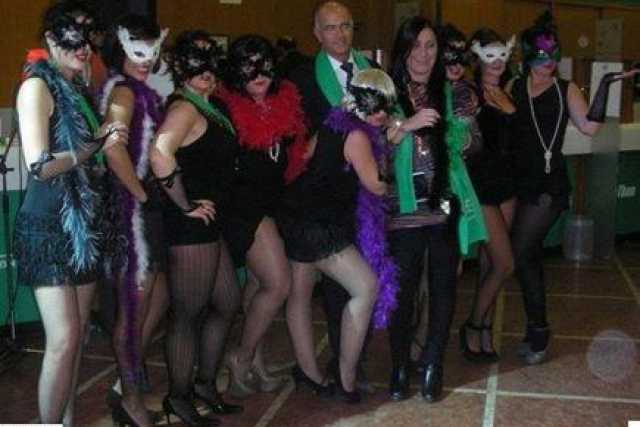 Burlesque, anche le baresi lo fanno: �Per esibire femminilit� e sensualit�
