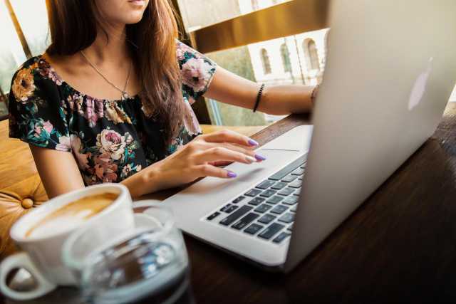 Regole, diritti e lavoro autonomo: cosa sapere su chi offre servizi professionali nella citt� oggi