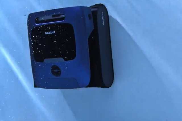 Devi spazzolare la piscina se hai un robot piscina?