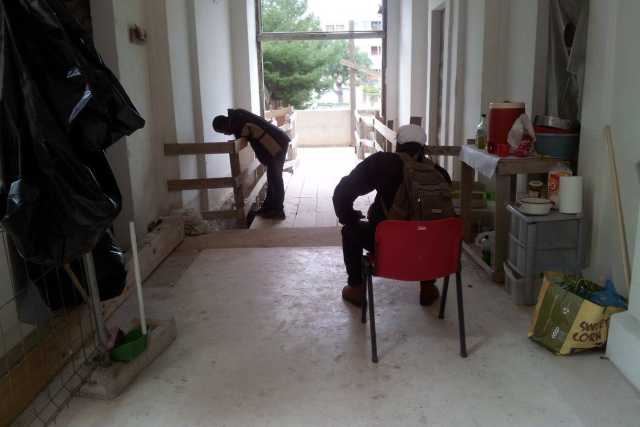 Occupata l'ex Casa del Rifugiato: la farsa della richiesta d'asilo 
