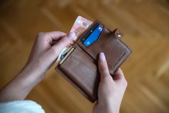 Pi� risparmi e meno acquisti: come sono cambiate le spese dopo il Covid