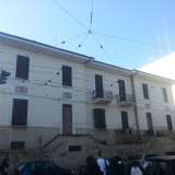 Ultimo villino postelegrafonici tra via Re David e via Meucci. Nel suo angolo nord interno, interrato l'antico ipogeo funerario