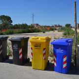 Eppure i cassonetti ci sono, ben puliti