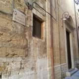 Foto 06: Chiesa di San Gaetano nella stradina omonima