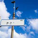 L'insegna di una delle prime e principali strade nate nel Villaggio Trieste intitolate ai luoghi di provenienza dei profughi