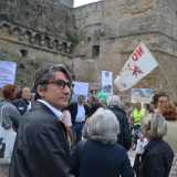 La manifestazione termina davanti al Castello difronte al cantiere alle 20,30 circa.