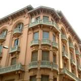 Le finestre a bovindo di Palazzo Dioguardi Durante 